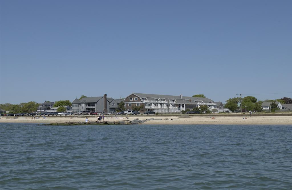 Innseason Resorts Captain'S Quarters Falmouth Exterior photo