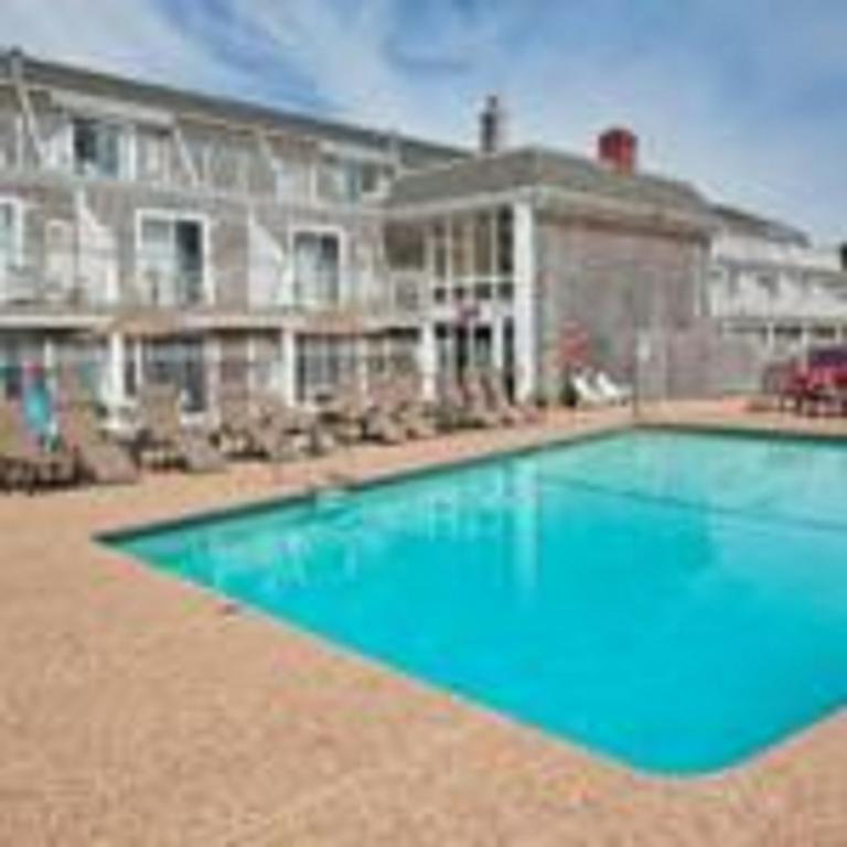 Innseason Resorts Captain'S Quarters Falmouth Exterior photo